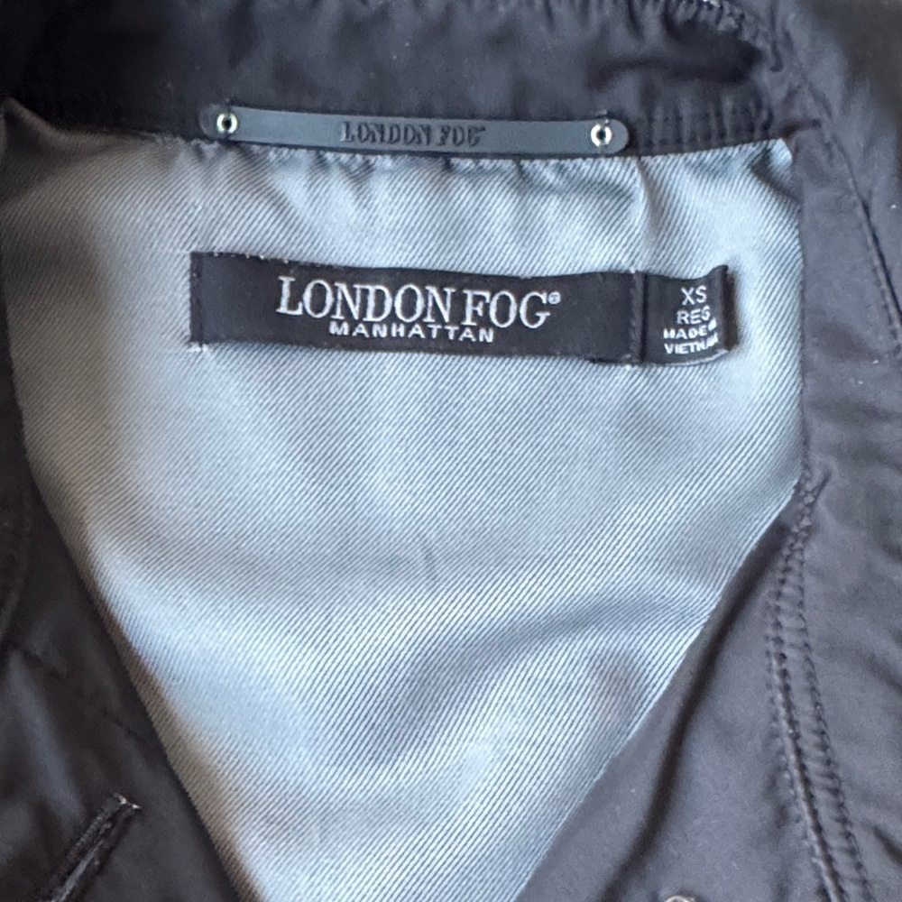 LONDON FOG Manhattan Women's Black Lined Trench Coat - Picture 8 of 14